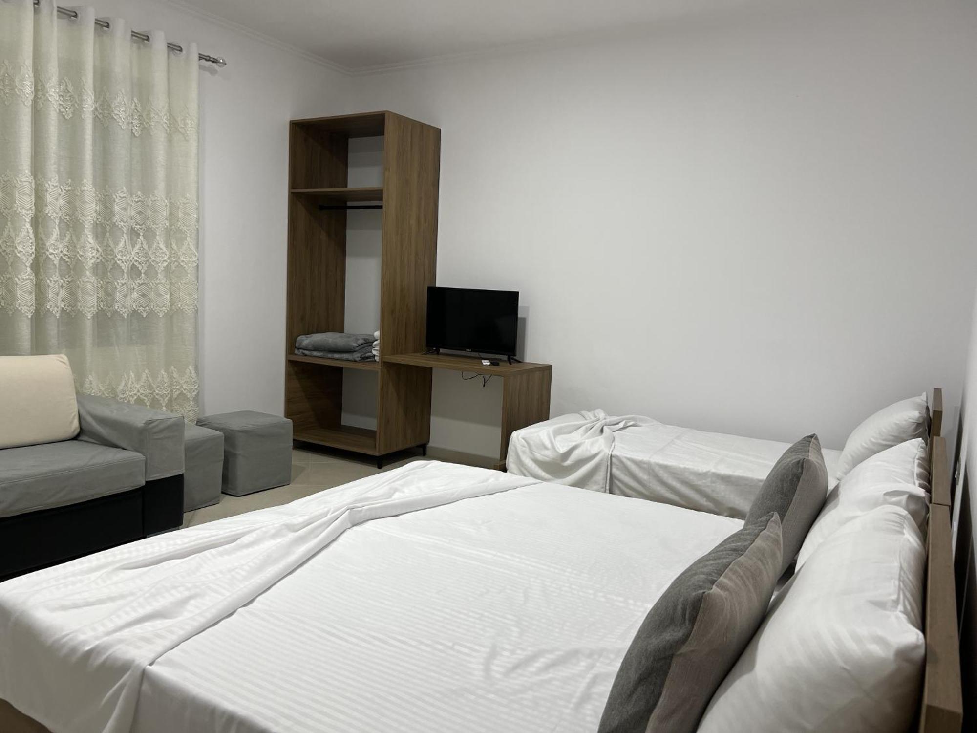 Guesthouse Osumi Berat Eksteriør billede